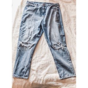 AE Mom Jeans
